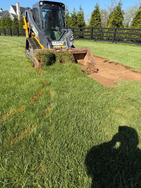 Drainage, Grading & Stone Driveways